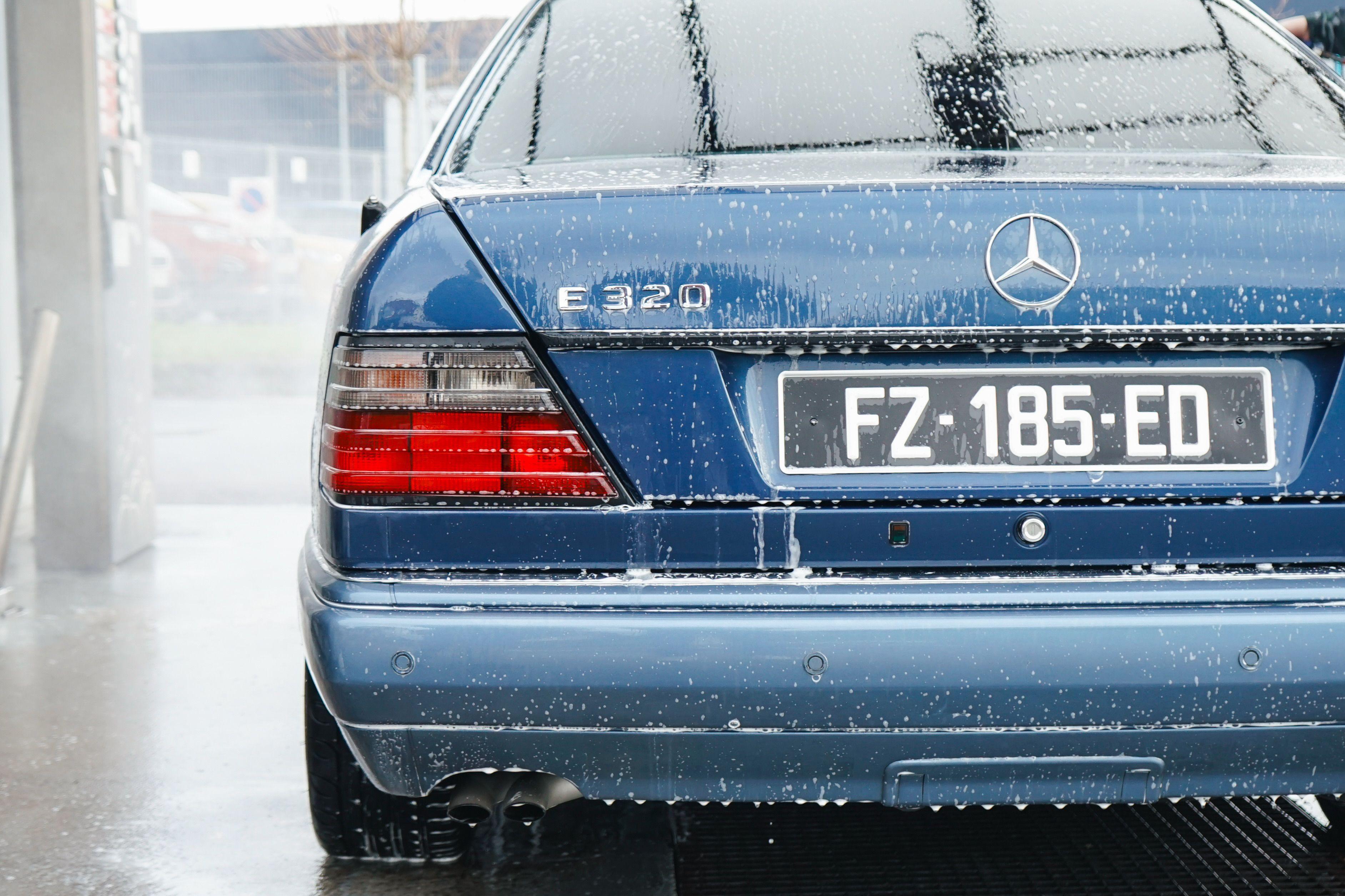 Arden-Arcade Car Wash Deals for Older Cars: Restore Shine